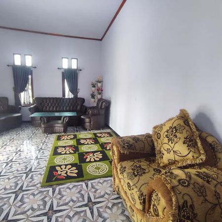 Elen Homestay By Abm Bromo Exterior photo